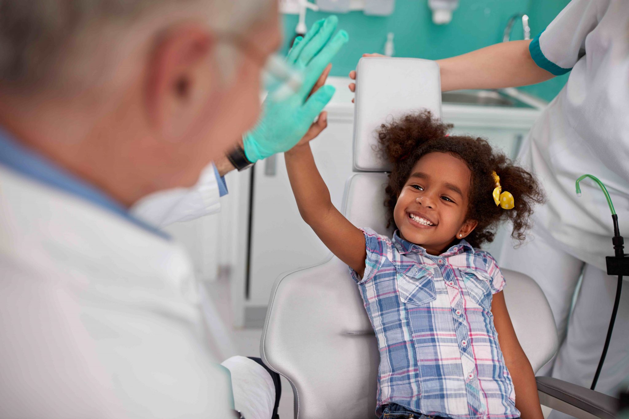 Dentist Kelowna | Dr. Sandy Crocker, Dr. Peter Mitchell | Dr Sandy Crocker Kelowna's Dentist Helping Kids with the Dentist